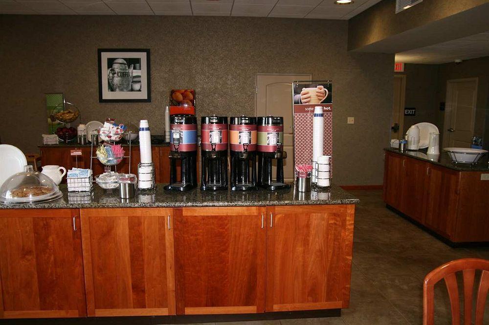 Hampton Hotel