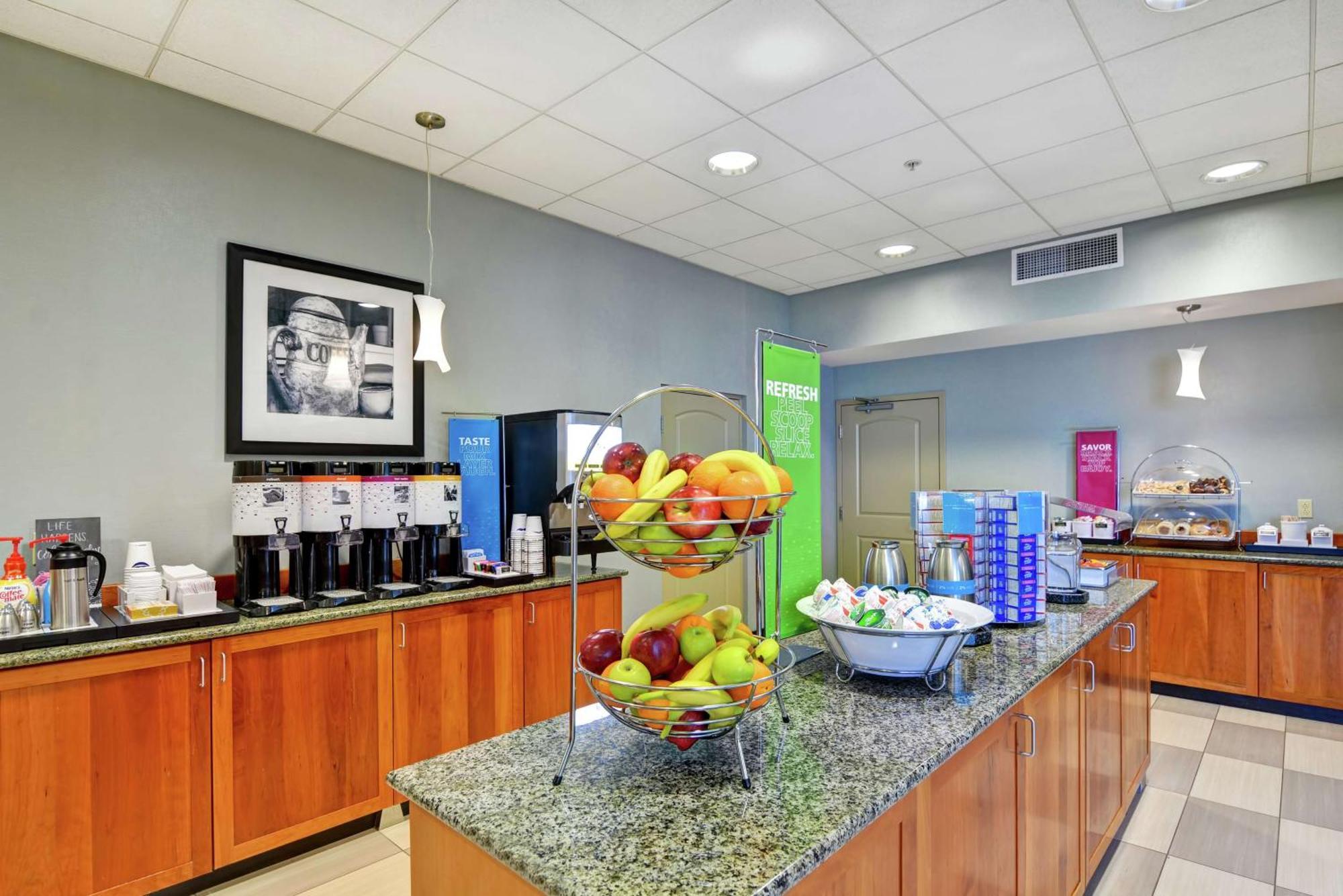 Hampton Hotel 3*