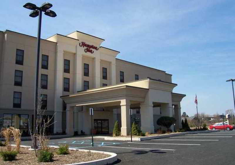 Hotel Hampton 3*